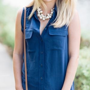 Equipment Sleeveless Slim Signature Blouse